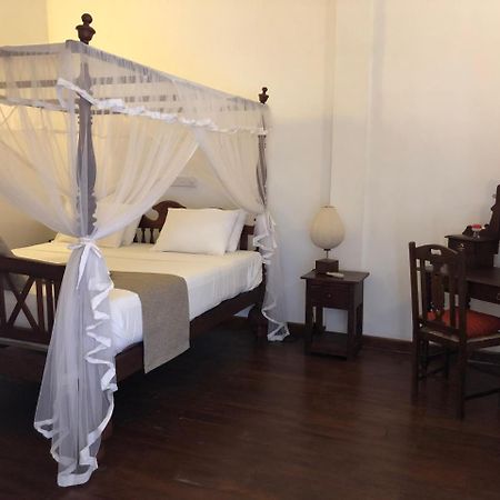 Villa Razi Galle Fort Extérieur photo