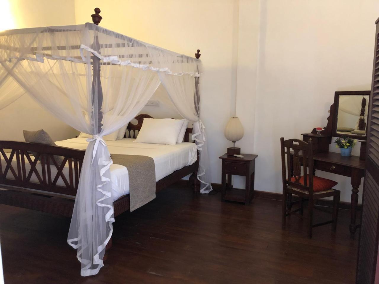 Villa Razi Galle Fort Extérieur photo