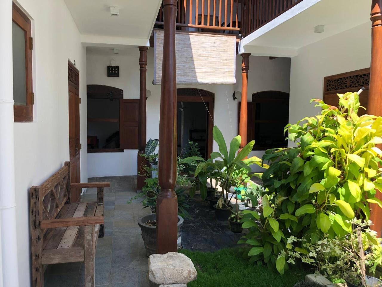 Villa Razi Galle Fort Extérieur photo